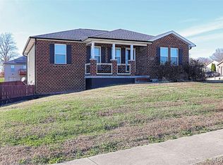 1633 Challenger Ct, Jackson, MO 63755