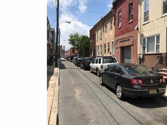 2nd image of 1027 Cantrell St