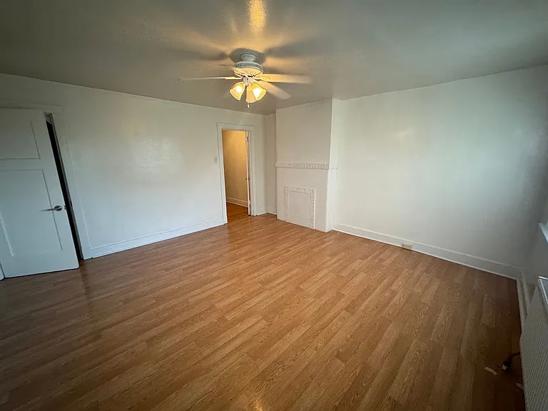 6325 Glenview Pl — Photo 4