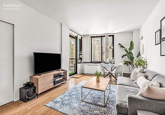 3rd image of 99 Battery Pl APT 17K