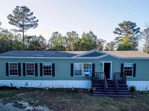54 New Saint Paul Church Dr, Waynesboro, MS 39367