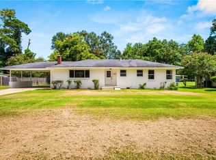 5547 North Dr, Alexandria, LA 71301