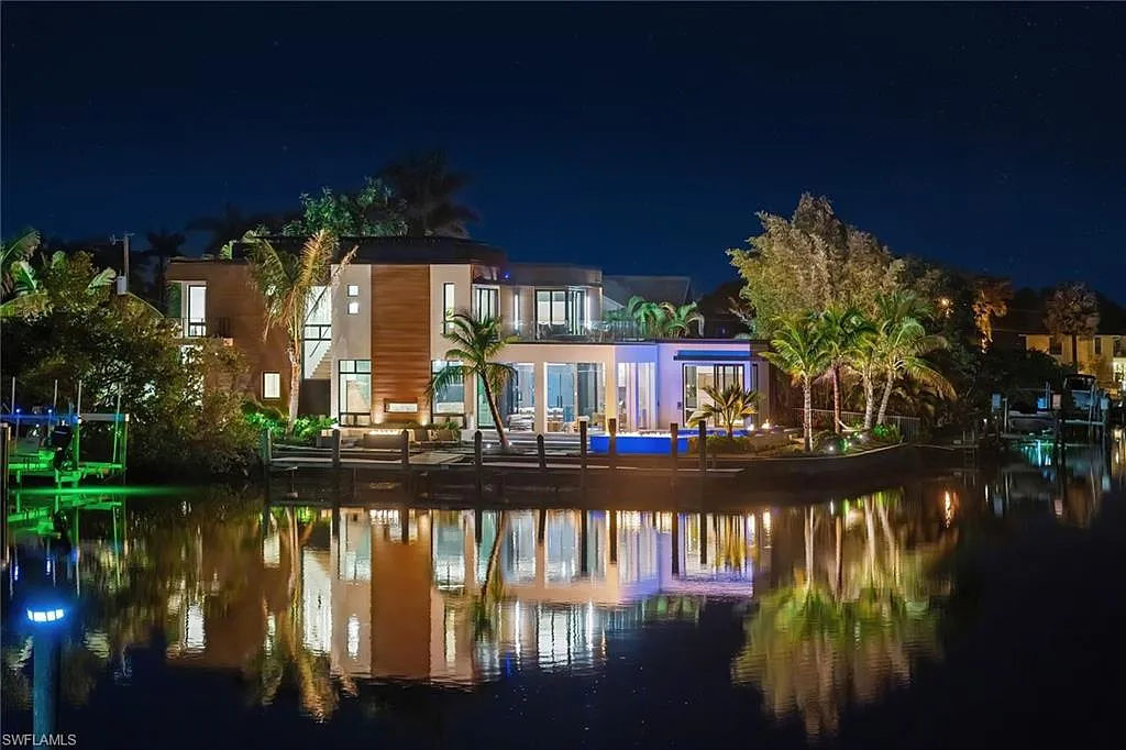 5 bed, 7.0 bath, 3600 sqft, $60,000 — Photo 1