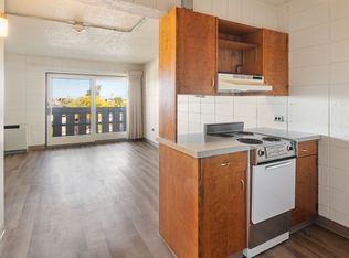 Golden Glow Tower Studio Apartment, Nampa, ID 83651