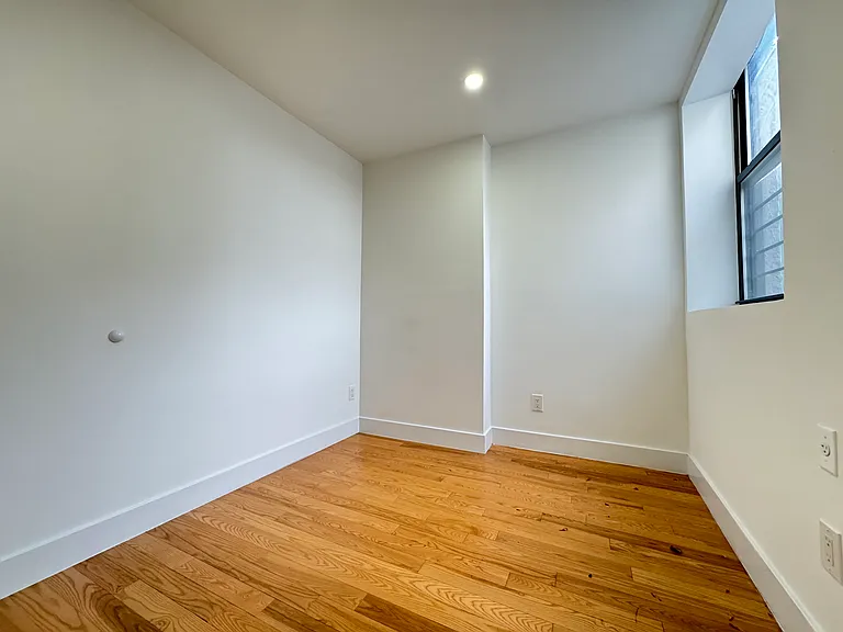 2322 Bedford Ave #3C — Photo 2