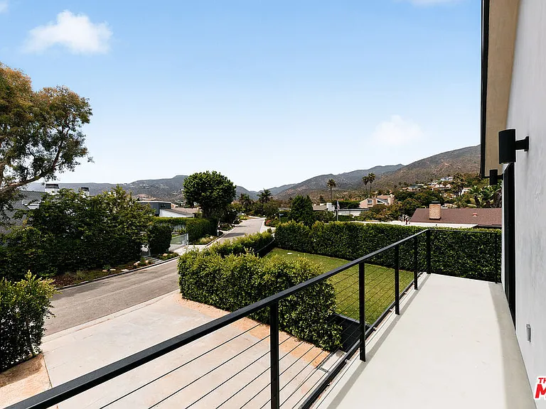 6450 Surfside Way — Photo 38