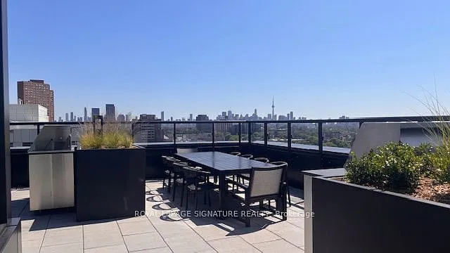 1660 Bloor St W #612 — Photo 13