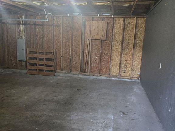 2nd image of 115 Jalyn St