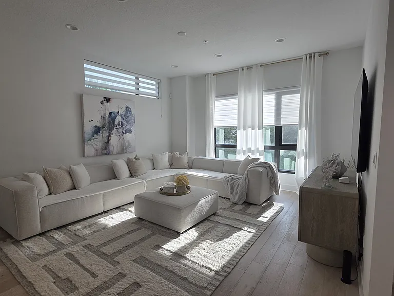 2511 N Grady Ave #6 — Photo 5