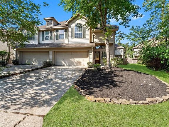 3rd image of 39 E Burberry Cir