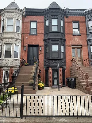 Rented by Corcoran | media 6