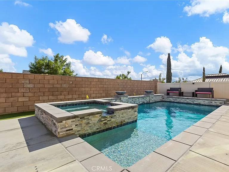 31409 Darlington Oak Dr — Photo 2