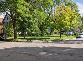 260 Maria Ave, Saint Paul, MN 55106