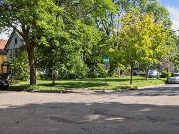 260 Maria Ave, Saint Paul, MN 55106