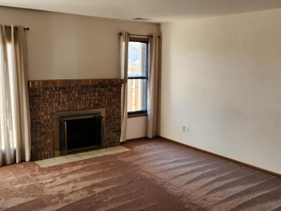 2nd image of 5516 Cambridge LANE #4