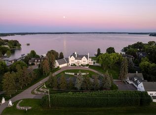 1305 Shoreline Dr, Wayzata, MN 55391