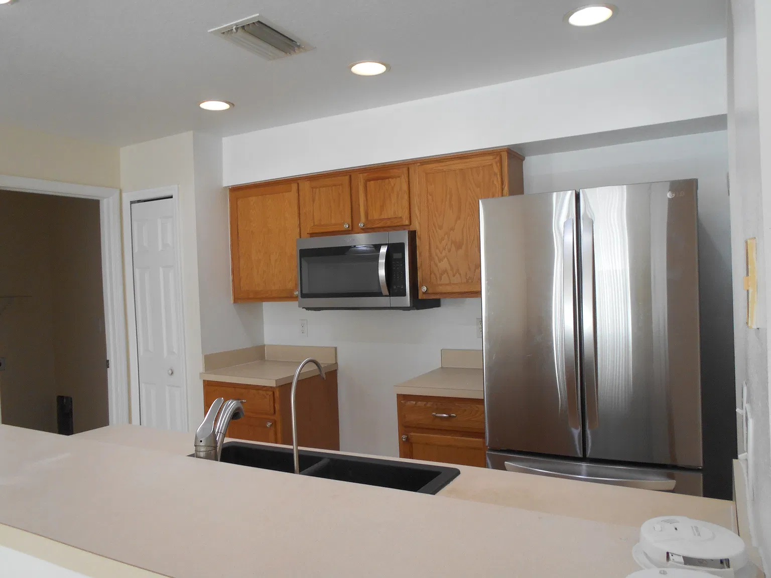 3 bed, 1465 sqft, $1,850 — Photo 3