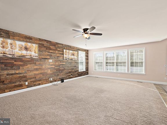 5th image of 33057 Short Rd