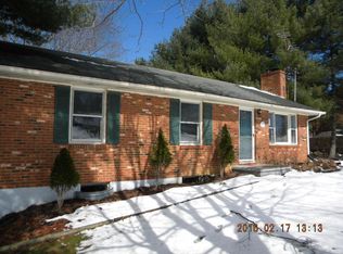 4035 Bains Chapel Rd, Radford, VA 24141