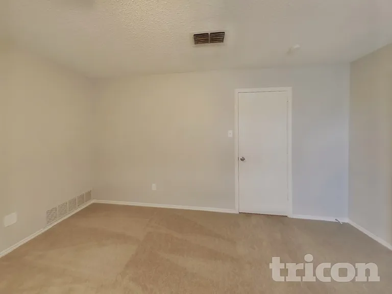 6705 Lampe Ct — Photo 10