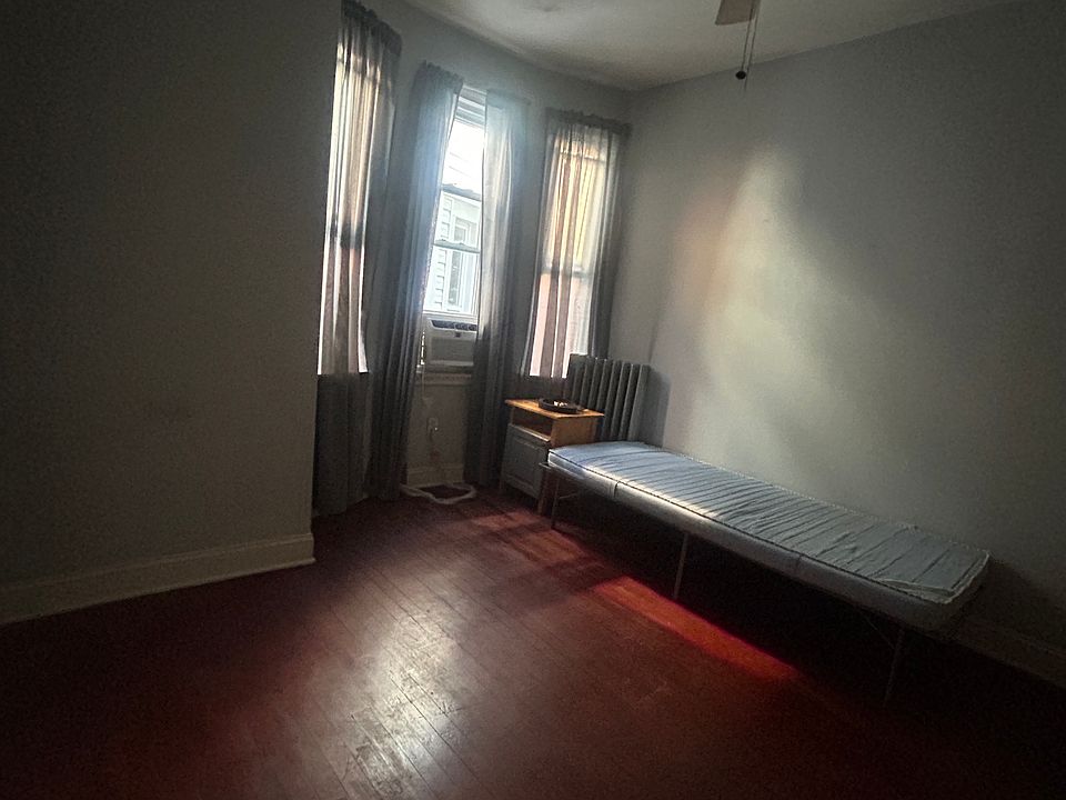 1st image of 3012 Belmont Ave