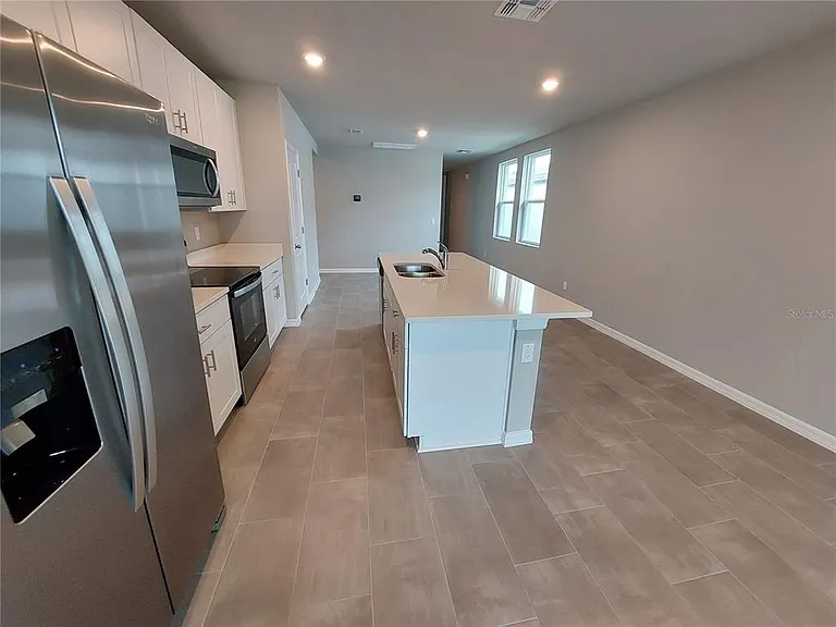3256 Fresno Pl — Photo 3