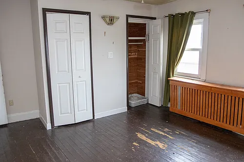 1821 Edwards Way Photo 1
