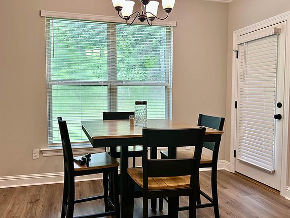 5th image of 8949 Meadow Sage Dr