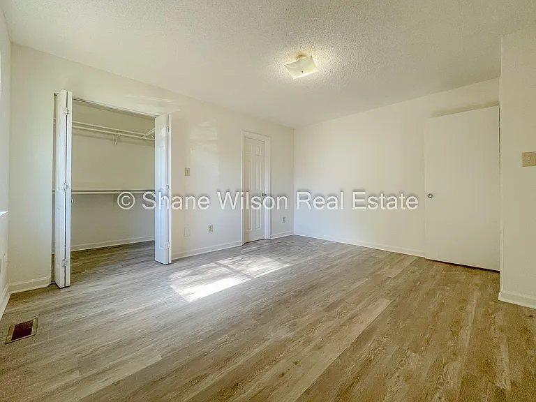 3356 Steeple Cir NE — Photo 11