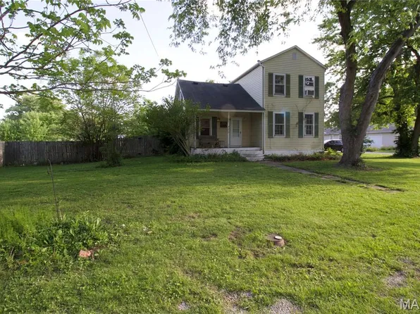 402 E Elm St, Bunker Hill, IL 62014