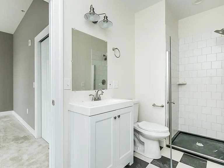 411 N Charles St #3B — Photo 3