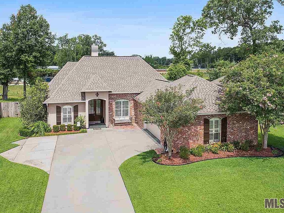 1st image of 13191 Oak Knoll Dr