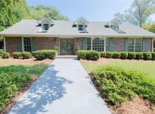 4962 Dewberry Cir, Acworth, GA 30101