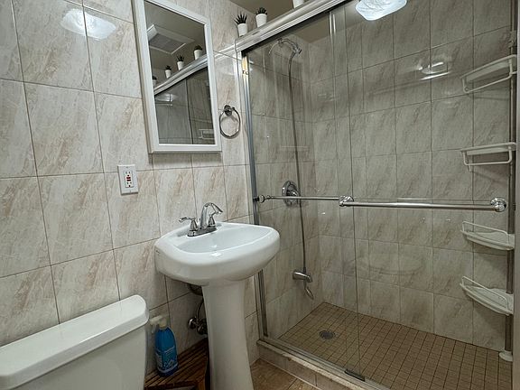 5th image of 1610 Avenue W Floor 1