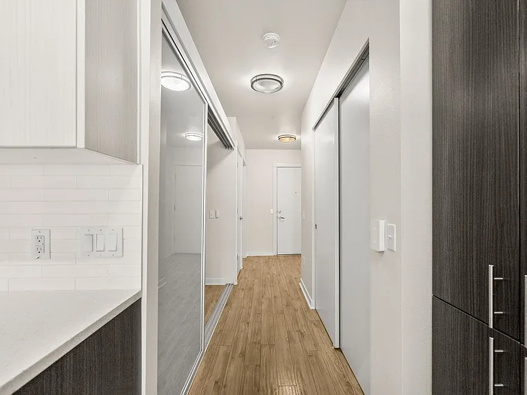 Contour Apartments — Photo 109