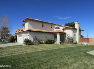 2013 E Ivesbrook St, Lancaster, CA