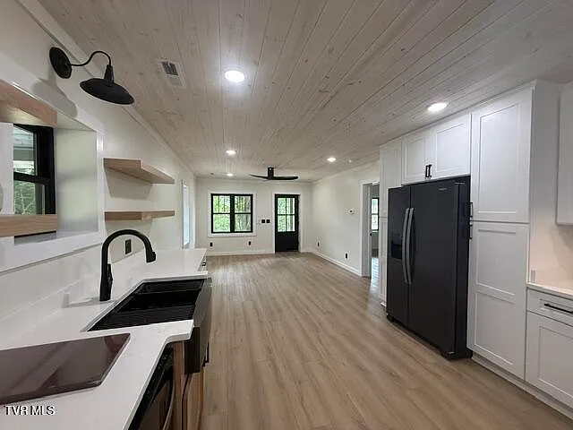 711 Tinker Rd — Photo 16