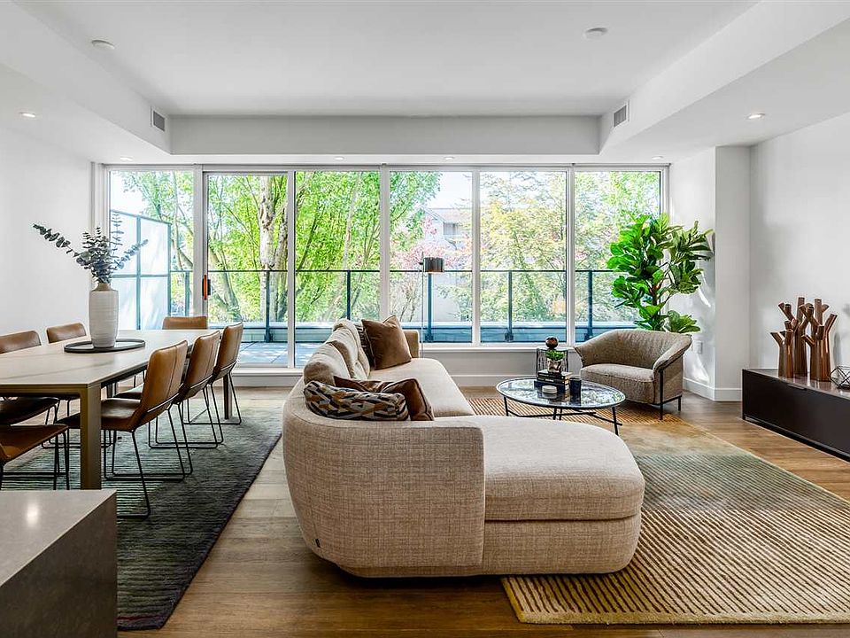 1st image of 717 W 17th Ave #204