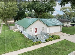 1222 5th St, Onawa, IA 51040