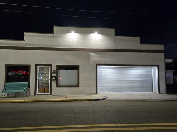 322 E Canal St #B, Picayune, MS 39466