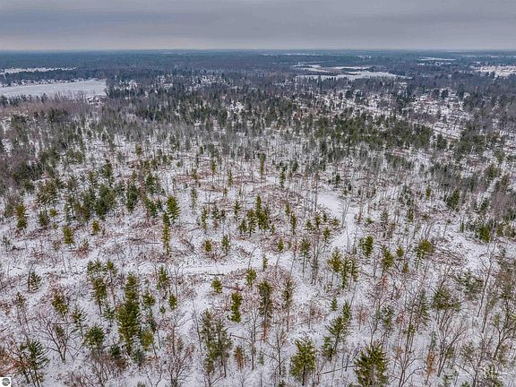 2nd image of 0 E Greenwood Rd