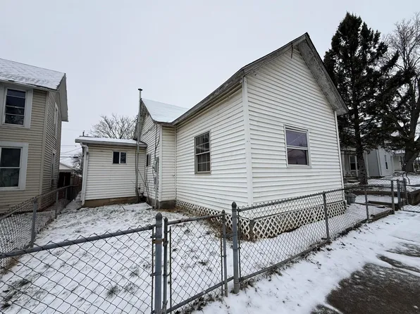 621 Washington Ave, Lancaster, OH 43130