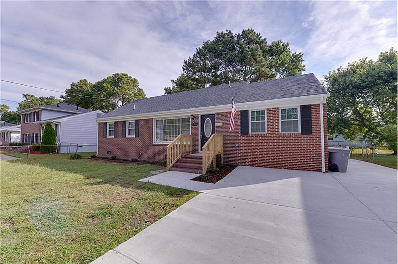 1st image of 104 Ethel Dr