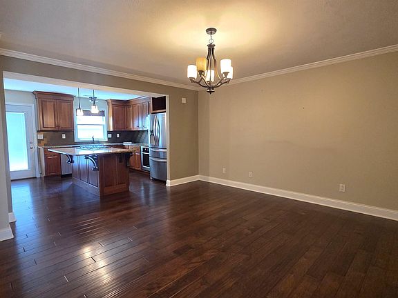 2nd image of 62 Gilliam Ct