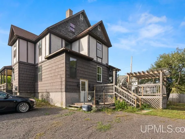 58102 US41 Highway, Calumet, MI 49913