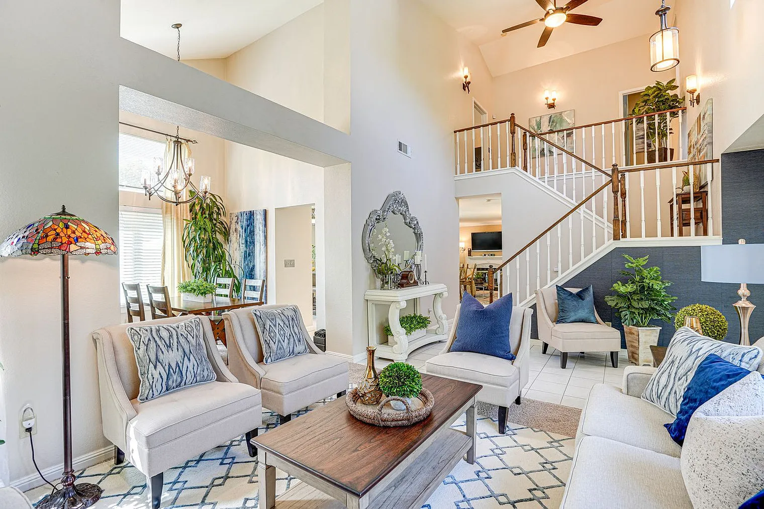 3 bed, 2.0 bath, 2066 sqft, $4,179 — Photo 1