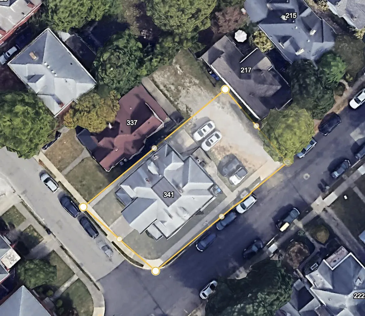 Building Photo - 341 Grosvenor Ave #2