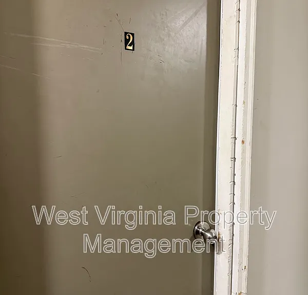 852 Mercer St #2 — Photo 2