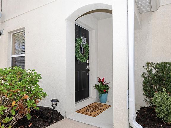 3rd image of 15327 Torpoint Rd