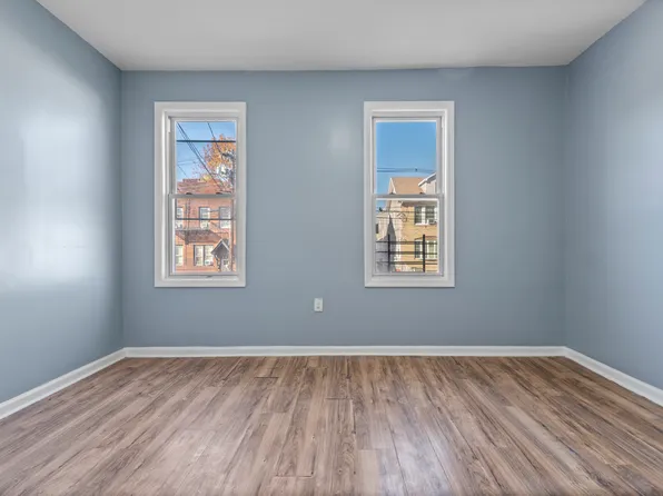 302 Clinton Pl Unit 1, Newark, NJ 07112